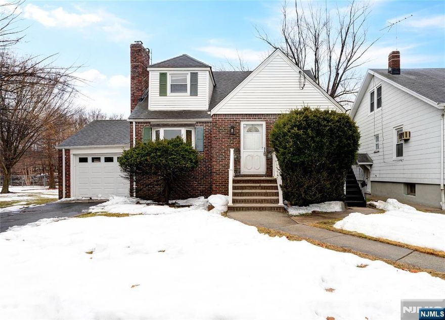 Newly renovated 2 bedroom, 1 bathroom first-floor unit located in Ridgefield Park. This beautifully updated apartment features a brand-new kitchen with modern cabinetry, sleek countertops, and stainless steel appliances, along with a fully renovated bathroom. The hardwood floors have been completely redone, adding warmth and character throughout the space. Enjoy the convenience of an in-unit washer and dryer, plus a full unfinished basement offering ample storage. Fenced-in backyard offering private outdoor space. Bright, fresh, and move-in ready, this unit combines modern upgrades with comfortable living in a desirable and commuter-friendly location close to major highways, shopping, and NYC transportation.