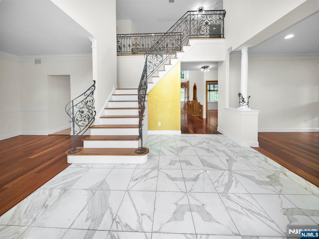 212 Bennington Terrace