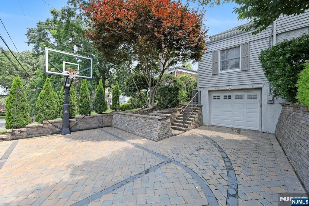 627 Forest Drive