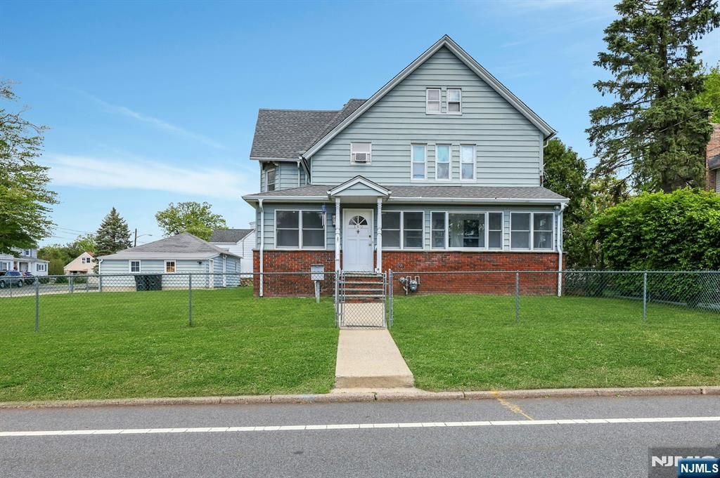 Photo of 160 Clinton Avenue, Hillsdale, NJ 07642 (MLS # 26016957)