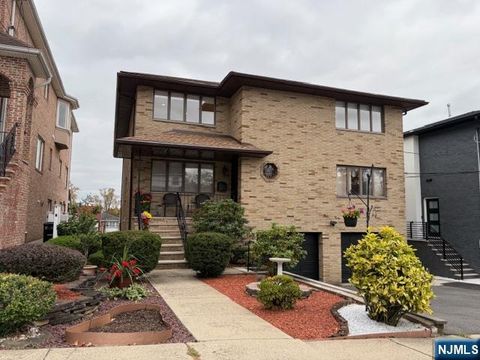 Photo of 330 Ruby Ave #2nd Floor, Palisades Park, NJ 07650 (MLS # 25038562) Photo of 330 Ruby Ave #2nd Floor, Palisades Park, NJ 07650 (MLS # 25038562)