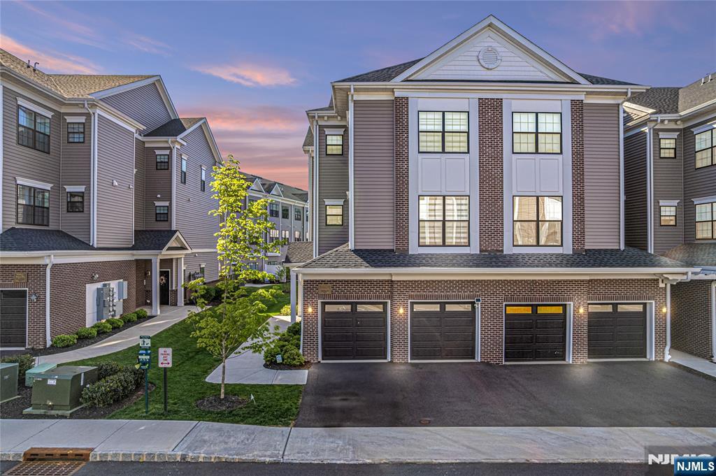 Property for Sale at 44 Harvest Way, Little Falls, New Jersey - Bedrooms: 3 
Bathrooms: 3  - $625,000