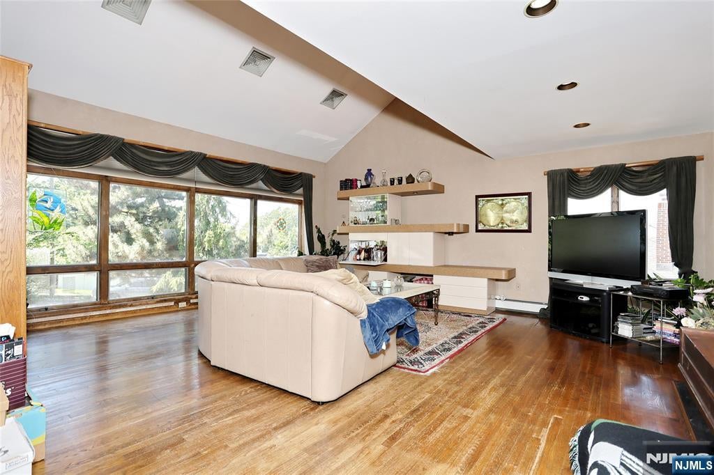 245 Highland Avenue
