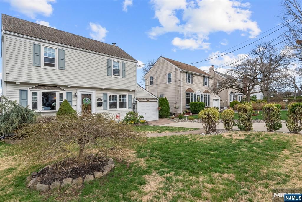 Photo of 17 Burlington Road, Clifton, NJ 07012 (MLS # 26011041)