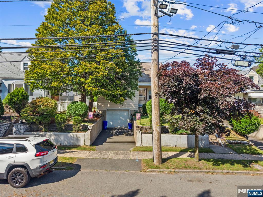 45 Bay Avenue
