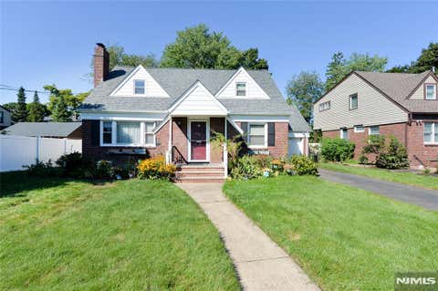 Photo of 412 Kenneth Avenue, Fair Lawn, NJ 07410 (MLS # 26031316)
