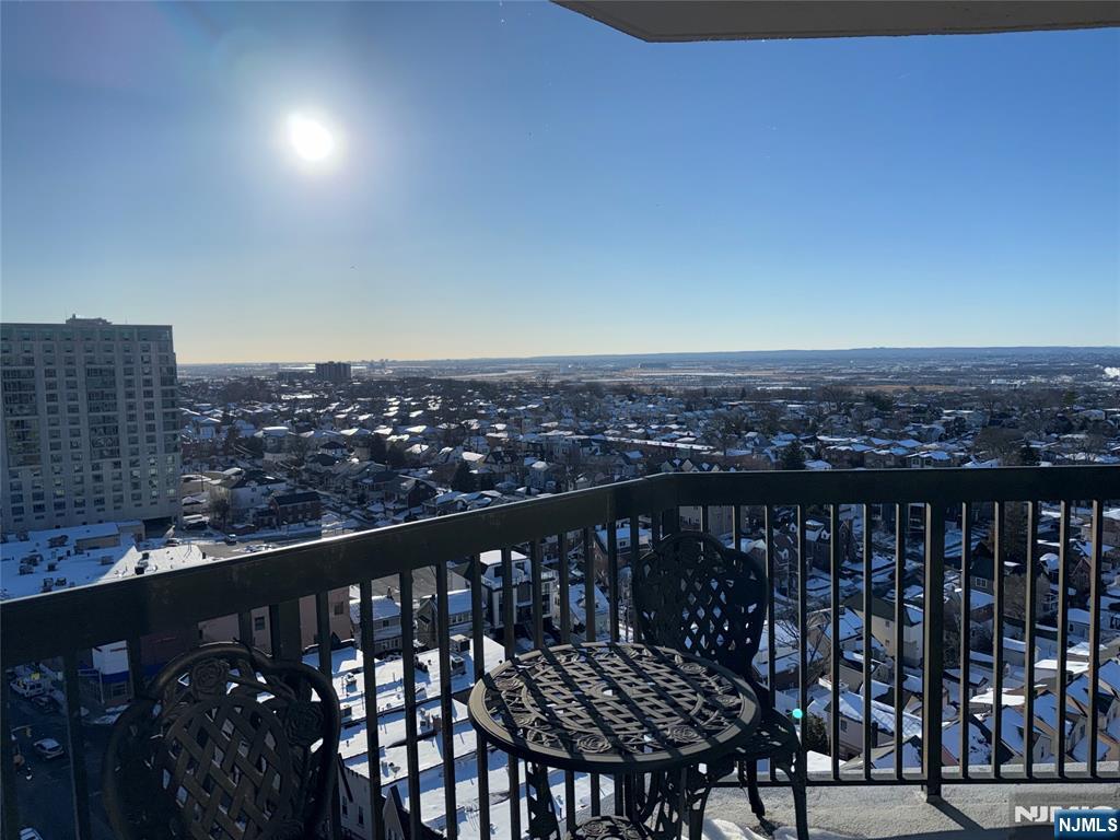 770 Anderson Avenue 17D