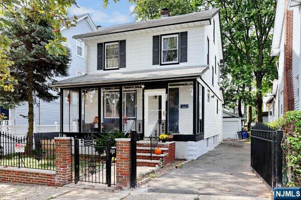 Photo of 232 Goldsmith Avenue, Newark, NJ 07112 (MLS # 26006327)