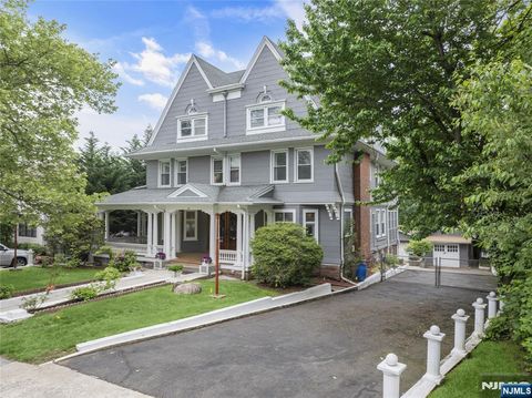 119 High Passaic NJ 07055