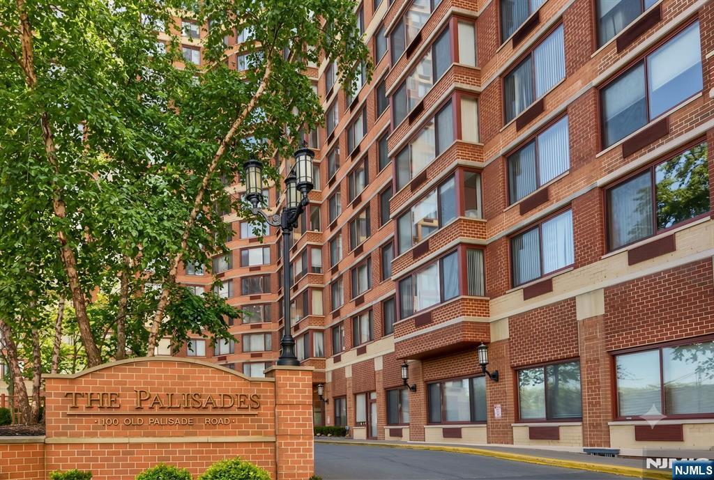 100 Old Palisade Road 3906
