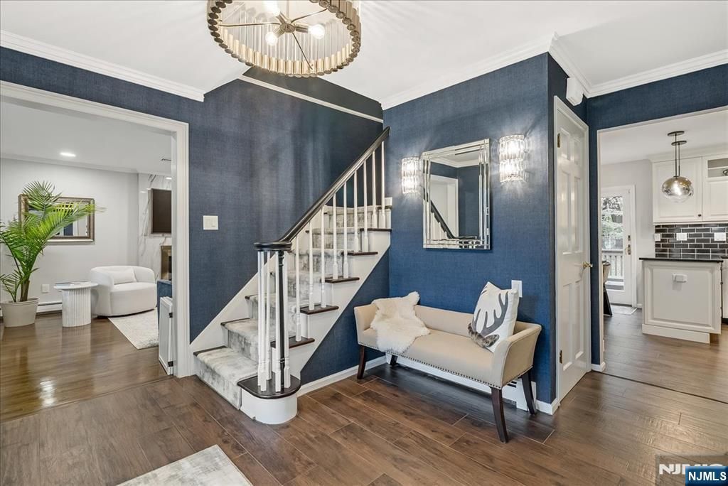 Photo of 20 Stephan Court, Woodcliff Lake, NJ 07677 (MLS # 25039138)