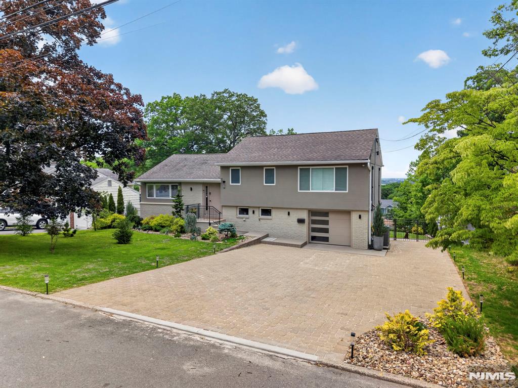 57 Hemlock Road