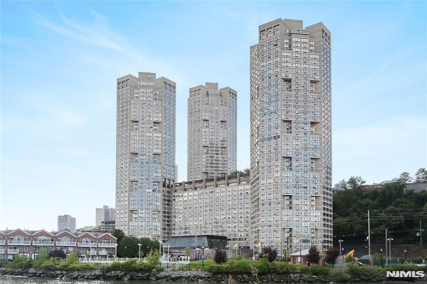 (Contact CYNTHIA BRAVO at 2 0 1 - 2 8 2- 8 2 3 9) - Welcome to Residence 25A in Tower 3 of GALAXY TOWERS â€” This is a golden opportunity to renovate and design your dream home exactly to your taste. Spanning an impressive 1809 square feet, this residence offers a flowing floor plan filled with natural light. Currently configured as a generous two-bedroom home, the layout could easily be reimagined to incorporate an extra bonus room. With two full baths and two half baths, the possibilities for customization are endless. Residents of Galaxy Towers enjoy full-service luxury amenities, making this an exceptional opportunity to create a truly personalized home in one of the areaâ€™s most desirable communities - (Presented by THE CHEN AGENCY, Cynthia Bravo, C y n t h i a @ C h e n A g e n c y . c o m, Nelson Chen, N e l s o n @ C h e n A g e n c y . c o m)