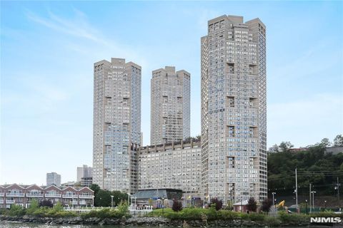 Photo of 7004 Boulevard East #25A, Guttenberg, NJ 07093 (MLS # 26007786)