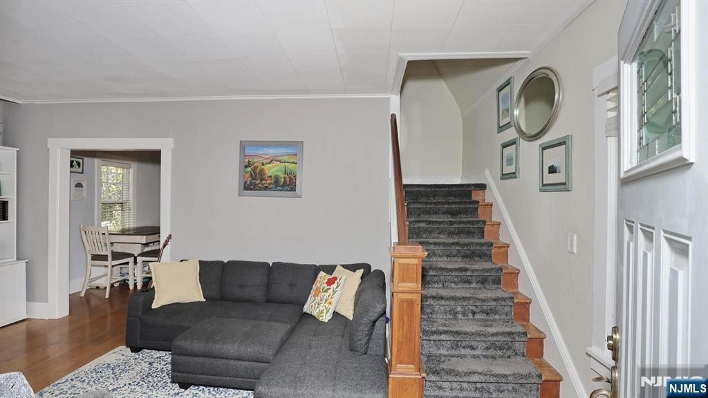 29 Silver Birch Avenue