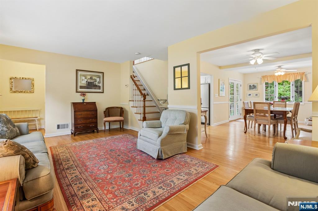 364 Northern Parkway