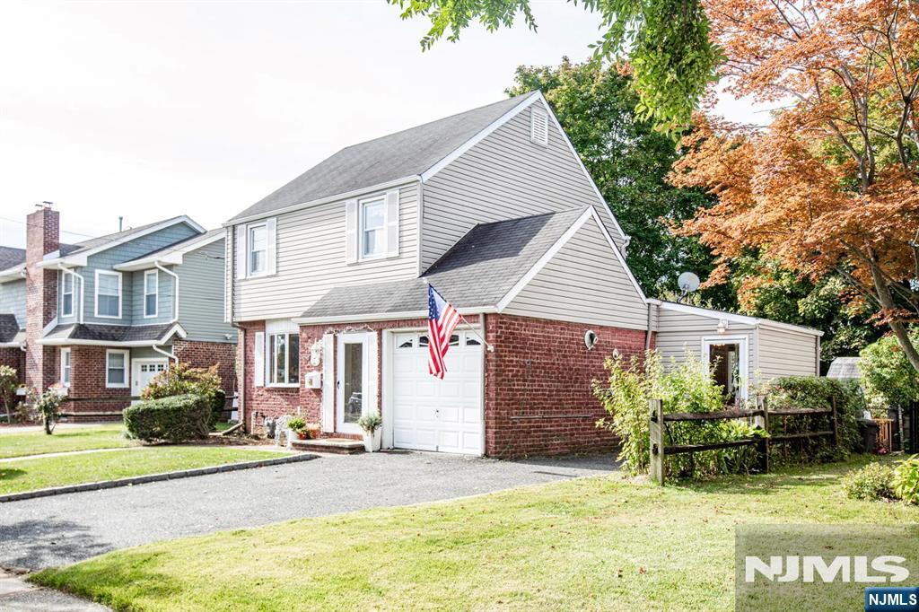 603 Fairlawn Parkway