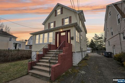 184 Humphrey Street, Englewood, NJ 07631 - MLS#: 25008439