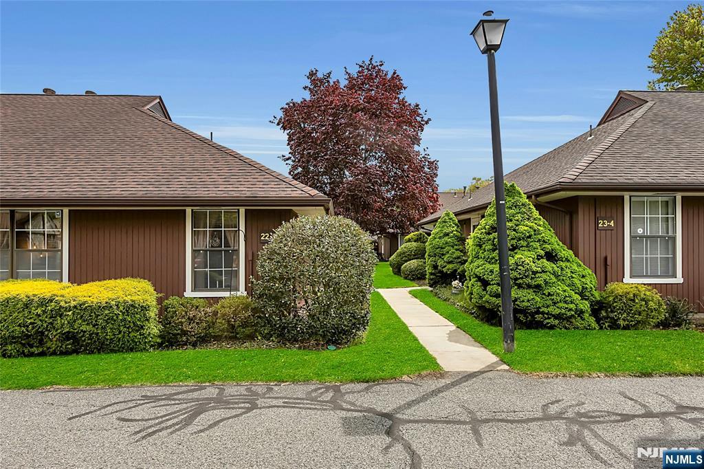 22-1 Tamaron Drive