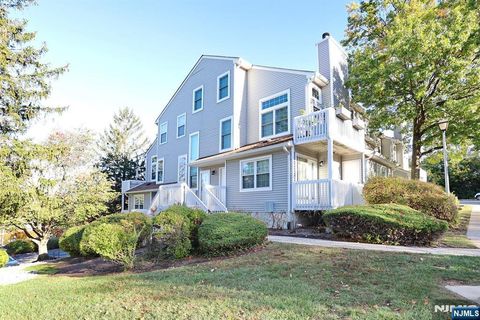 14 Mallard Court 105 Englewood NJ 07631