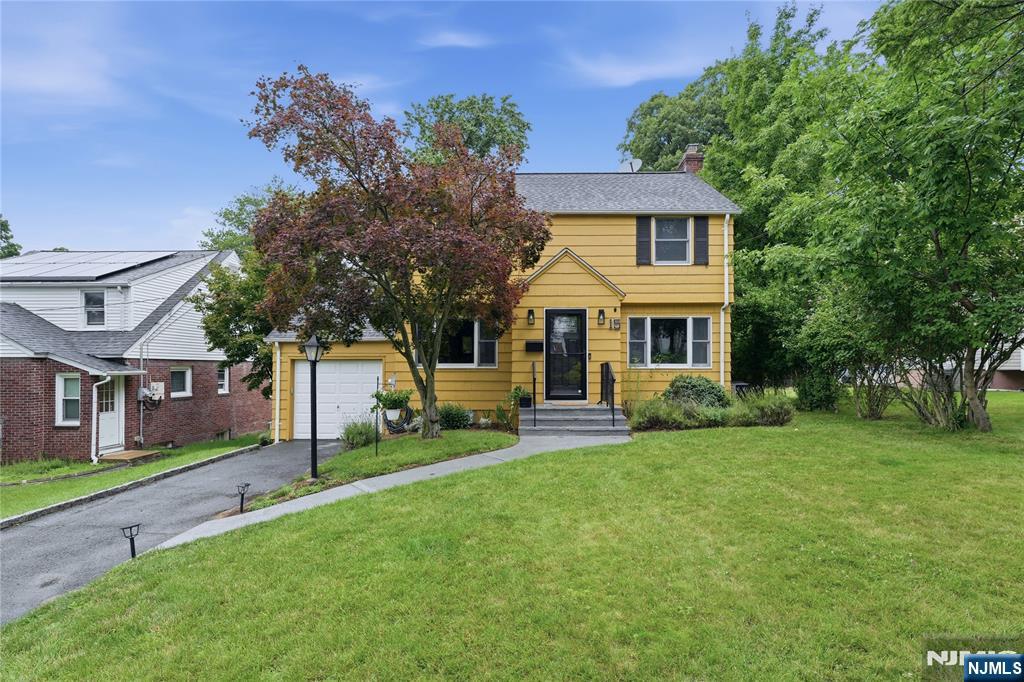 15 Crystal Avenue