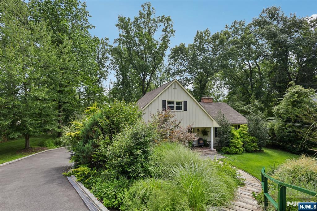 34 Forest Drive