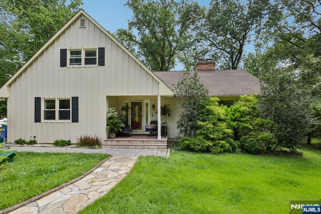 34 Forest Drive