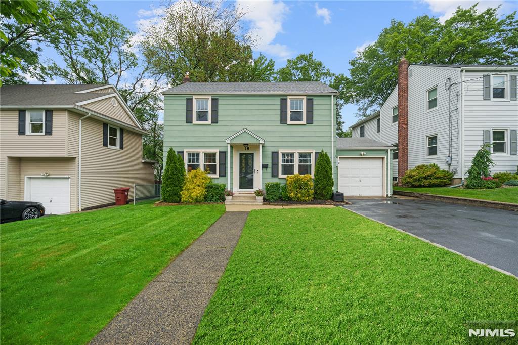 Property for Sale at 18 Cadmus Street, Nutley, New Jersey - Bedrooms: 3 
Bathrooms: 2 
Rooms: 7  - $645,000