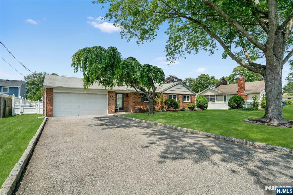 16 Sullivan Drive