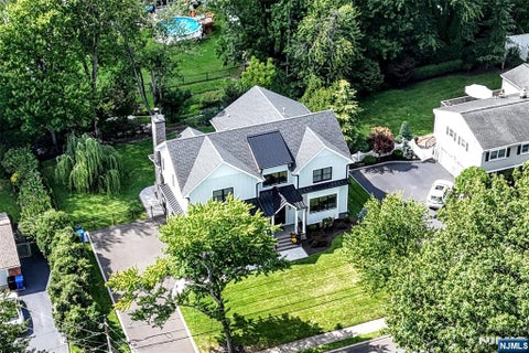 Photo of 515 Hobart Road, Paramus, NJ 07652 (MLS # 26037764)