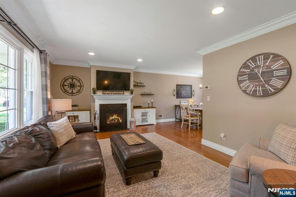 611 Maze Road