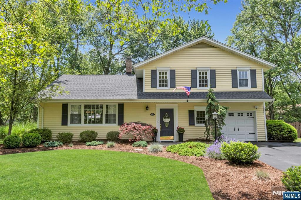 611 Maze Road