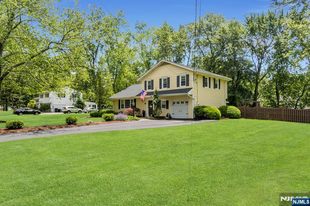 611 Maze Road