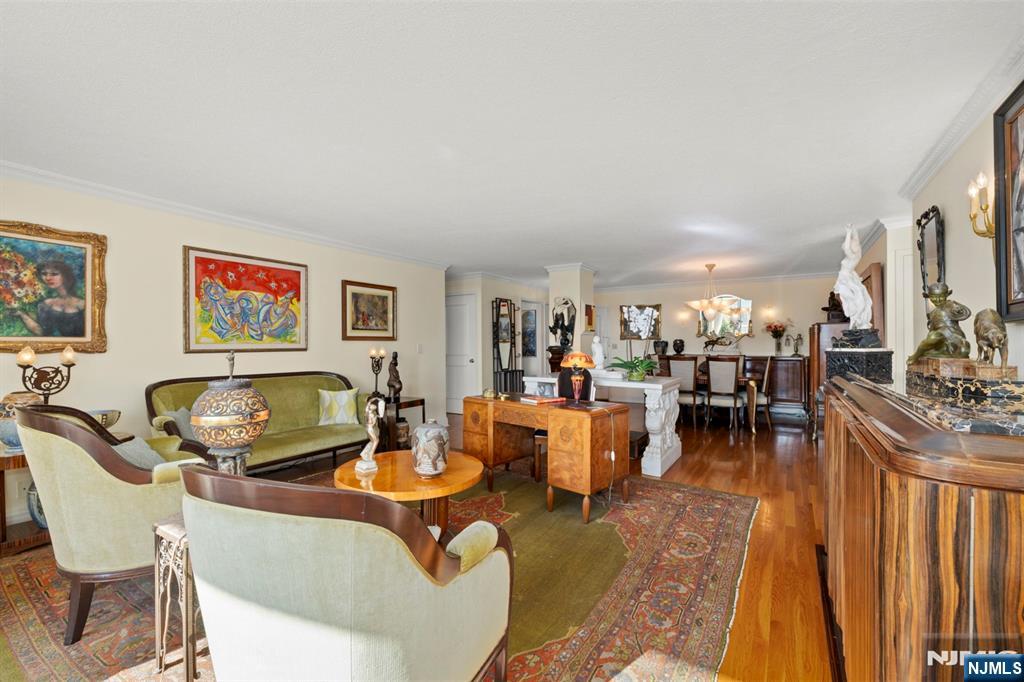 200 Grand Cove Way 3L