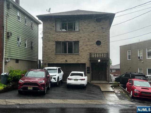 Property for Sale at 650 Fairview Avenue, Fairview, New Jersey - Bedrooms: 7 
Bathrooms: 5 
Rooms: 15  - $900,000