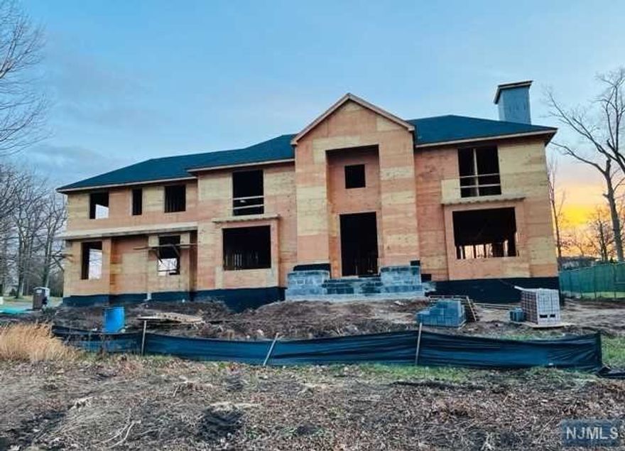 NO OTHER NEW CONSTRUCTION CAN COMPARE. EXQUISITE HOME LOCATED ON A PERFECT HIGH FLAT FULLY GATED 1 ACRE PROPERTY ON TENAFLY'S EAST HILL STREET. ABOUT 12000 SF OF LUXURY LIVING WITH THE MOST OUTSTANDING ARCHITECTURE 8 BRS, 9 FULL BATHS AND 3 HALF BATH 6 FIREPLACES, GOURMET KITCHEN WITH BREAKFAST AREA, BANQUET SIZE DINING RM. STUNNING GREAT /RM LIBRARY/OFFICE, FAMILY ROOM WITH FIREPLACE. SECOND FLOOR OFFERS A LUXURY MASTER SUITE, HER MASTER BATH AND HIS MBTH, HIS/HERS WALK-IN CLOSETS, FIREPLACE,8 BED RM 9.3 FULL BATHR, ELEVATOR, LAUNDRY RM. WALK OUT LOWER LEVEL OFFERS MOVIE THEATER, TEMP CONTROLLED WINE CELLAR, GYM, POWDER ROOM, BEDROOM, FULL BATH, WET BAR, FIRE PL, REC AREA, LAUNDRY RM, 10 FOOT CEILINGS. THE PARK-LIKE PROPERTY PROFESSIONALLY LANDSCAPED. IN GROUND GUNIT POOL, CABANA WITH FULL KITCH AND BATH, OUTDOOR KITCHEN, PATIOS REDIAT HEAT, GENERATOR, SMART HOME , SOUND AND SECURITY SYSTEM AND MUCH MORE. SUPERB SCHOOL SYSTEM, MINUTES FROM NYC. A MUST SEE!