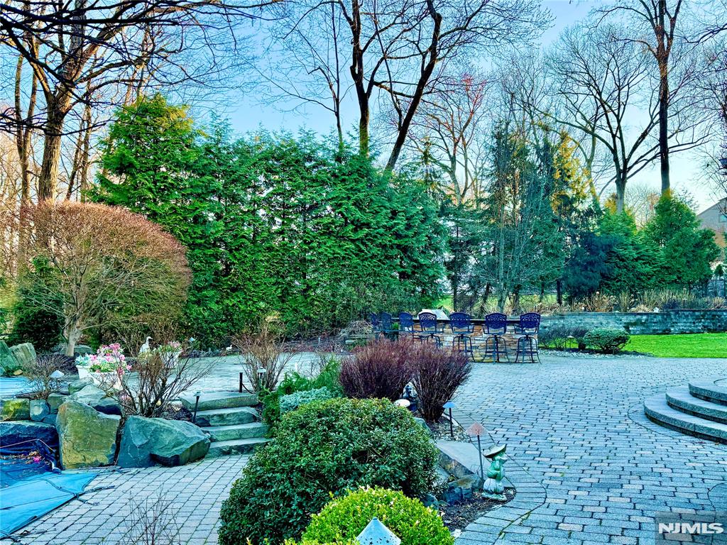 457 Devonshire Drive