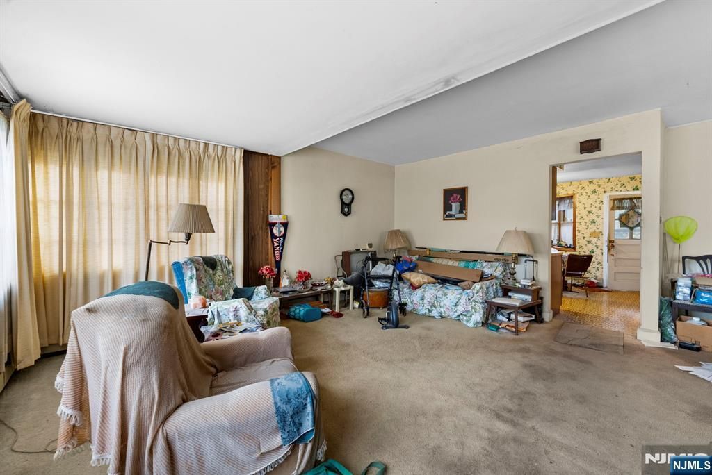 Photo of 59 Erie Avenue, Midland Park, NJ 07432 (MLS # 25035012)