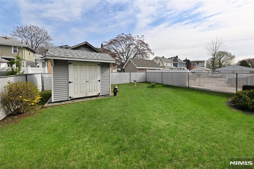 34 Hazelton Street
