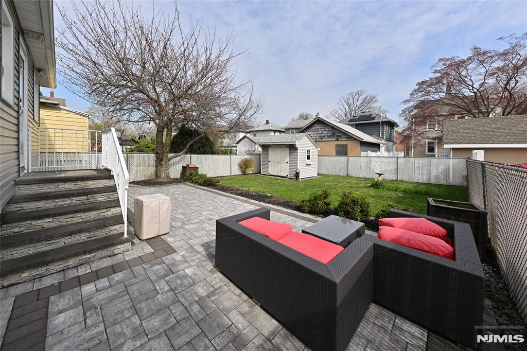 34 Hazelton Street