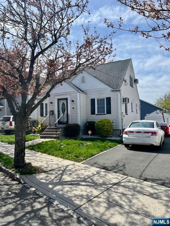 32-34 Maier Street