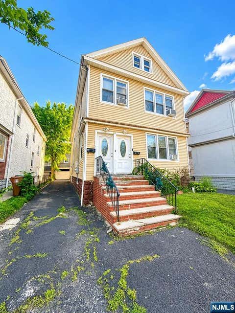 Photo of 505 Washington Avenue, Linden, NJ 07036 (MLS # 26027328)