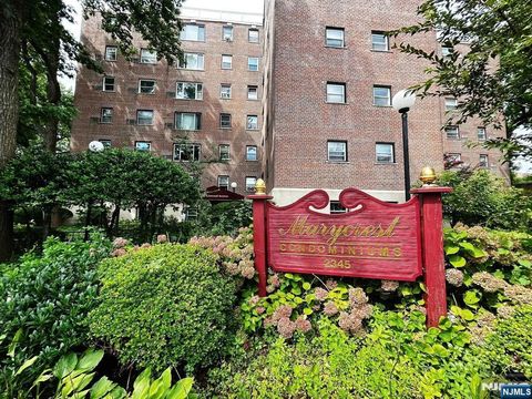 2345 Linwood Ave Unit 4H, Fort Lee, NJ 07024 - MLS#: 25011973