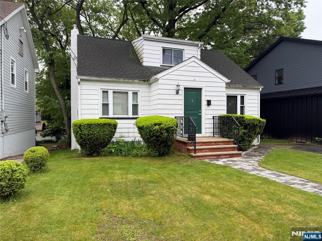 Property for Sale at 15 Ruth Avenue, Clifton, New Jersey - Bedrooms: 3 
Bathrooms: 1 
Rooms: 6  - $499,900