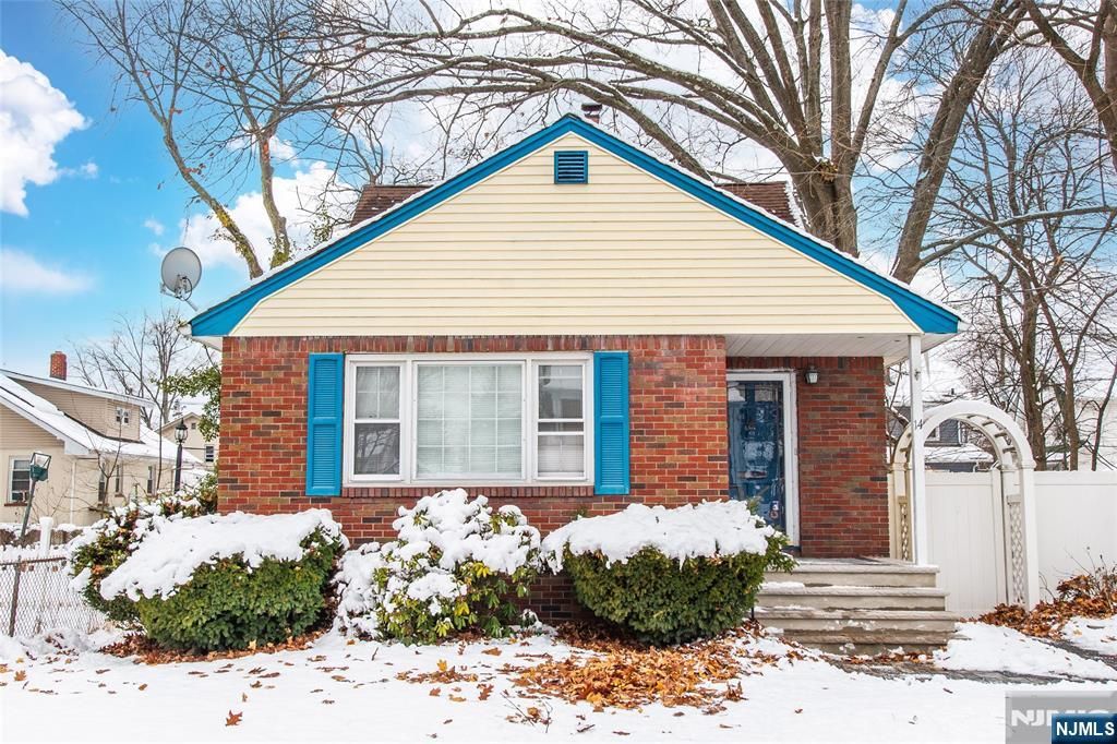 Photo of 14 Hudson Street, Bergenfield, NJ 07621 (MLS # 25043308)