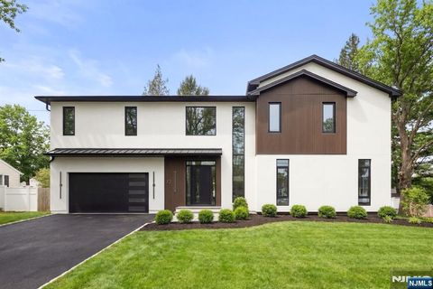 12 Meadow Court Norwood NJ 07648