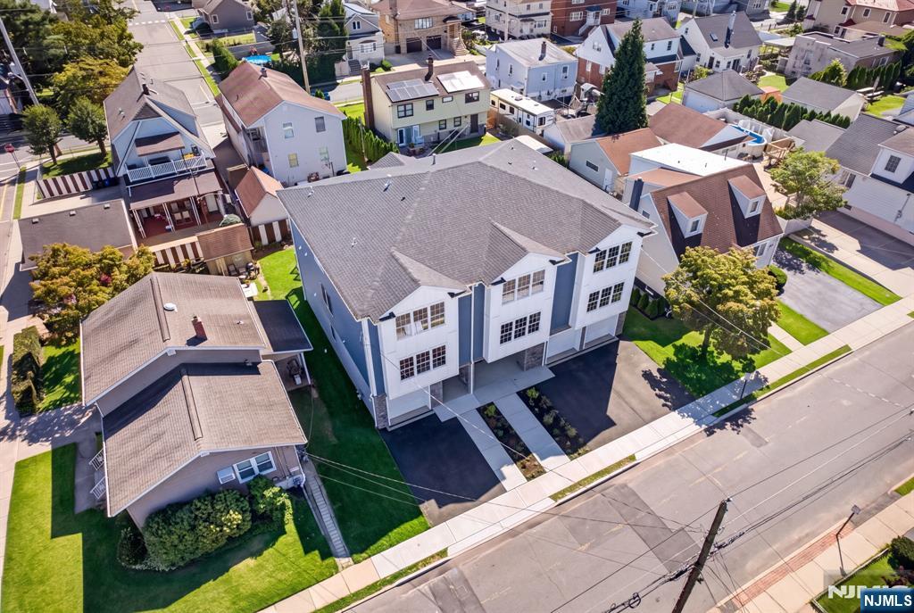 454 A Grace Avenue