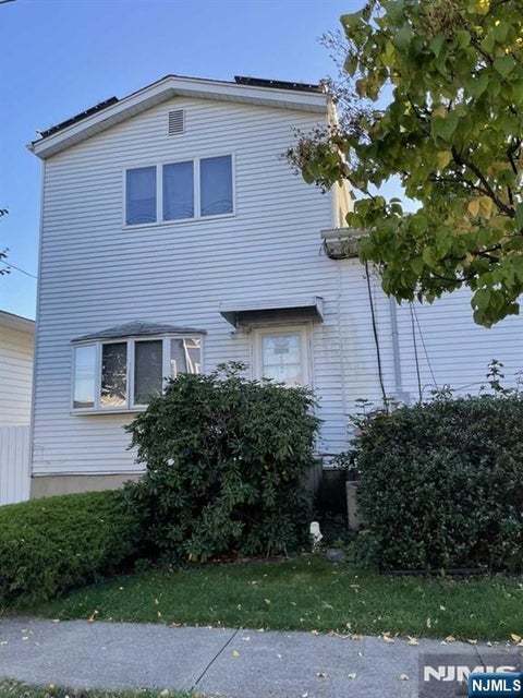 Photo of 292 Broad ST, Carlstadt, NJ 07072 (MLS # 26038555)