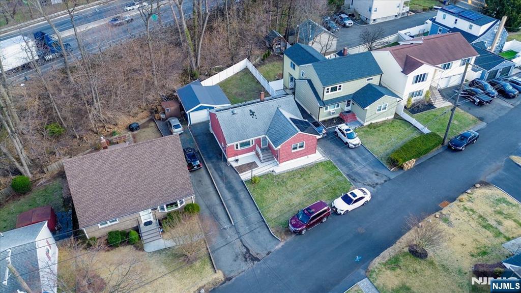 18 Dorothy Avenue