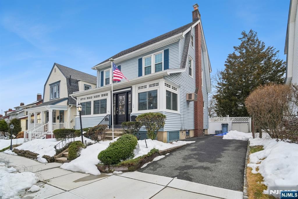 Photo of 168 Maple Street, West Orange, NJ 07052 (MLS # 26005925)